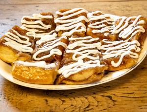 Cinnamon Roll Platter